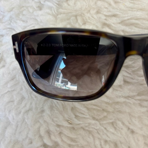 Tom Ford TF 445 52B Brown/Black Tortoise Gradient Unisex Sunglasses main image 16